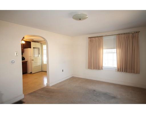 16 Linwood Avenue Methuen, MA 01844 - Photo 6 of 14 Gallery Image 6