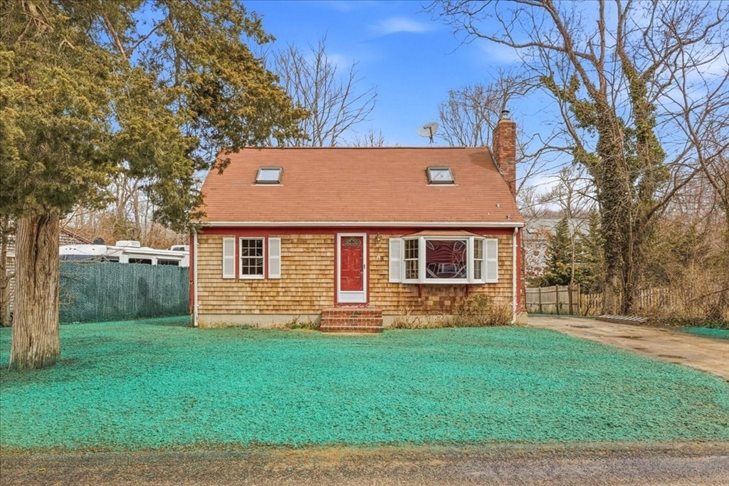 8 Cary Road Plymouth, MA 02360 - Photo 1 of 42