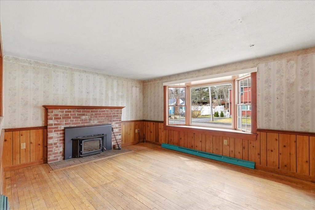 8 Cary Road Plymouth, MA 02360 - Photo 12 of 42