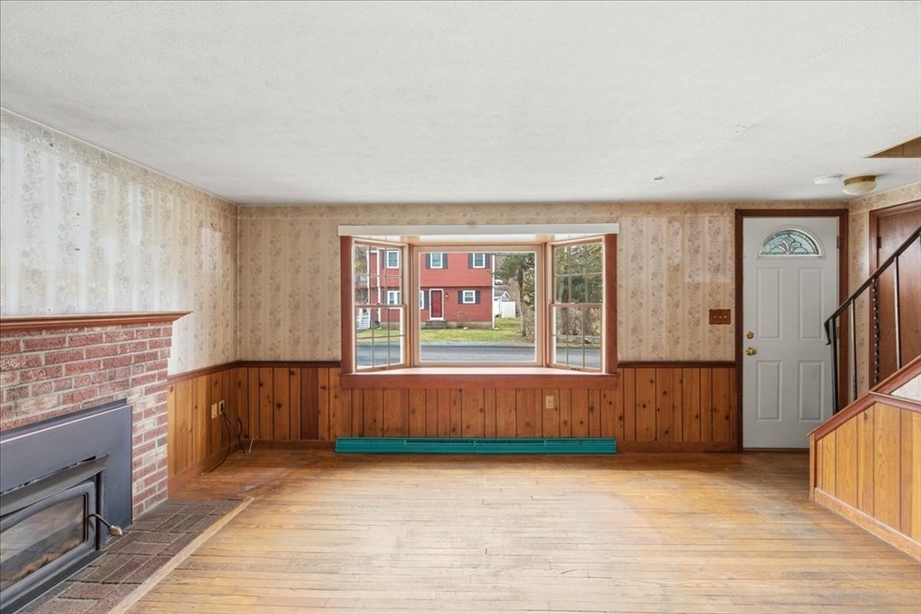 8 Cary Road Plymouth, MA 02360 - Photo 13 of 42