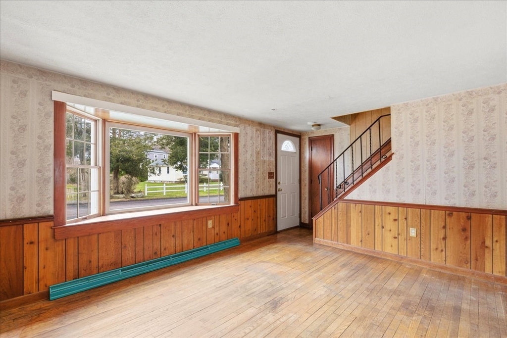 8 Cary Road Plymouth, MA 02360 - Photo 14 of 42