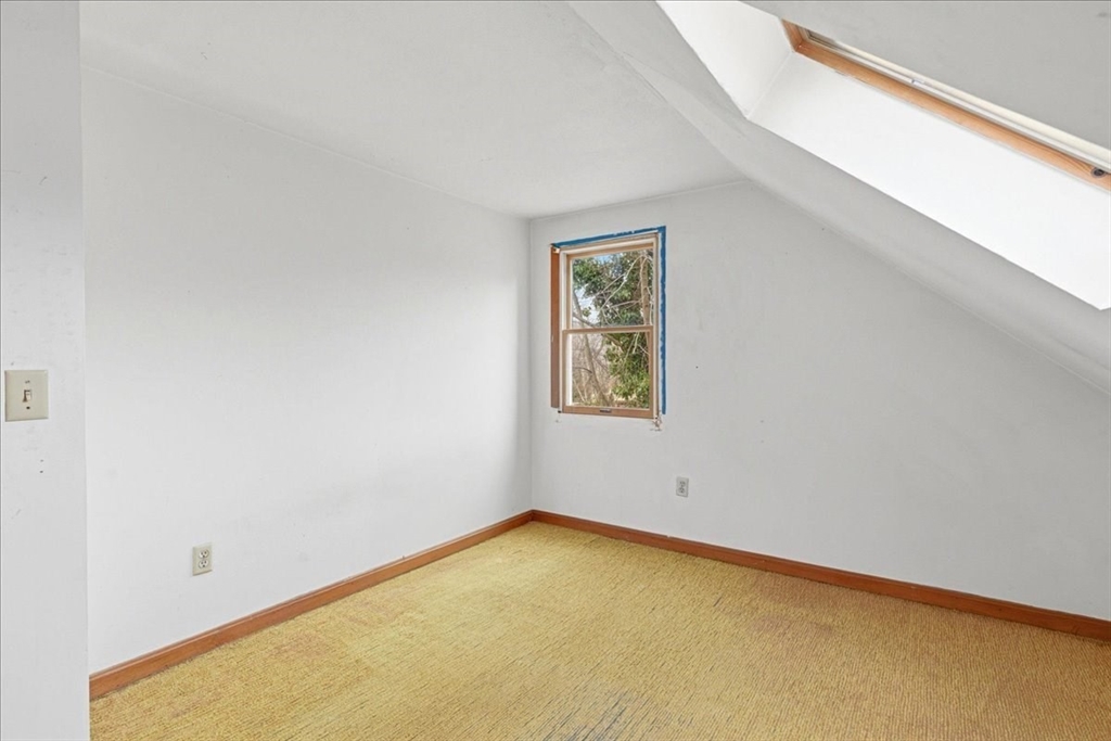 8 Cary Road Plymouth, MA 02360 - Photo 25 of 42