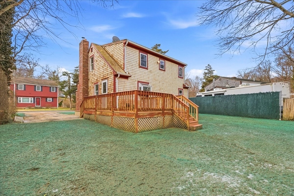 8 Cary Road Plymouth, MA 02360 - Photo 34 of 42