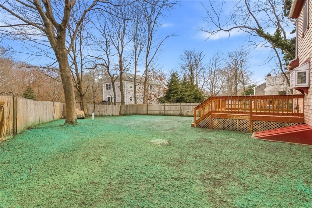 8 Cary Road Plymouth, MA 02360 - Photo 38 of 42