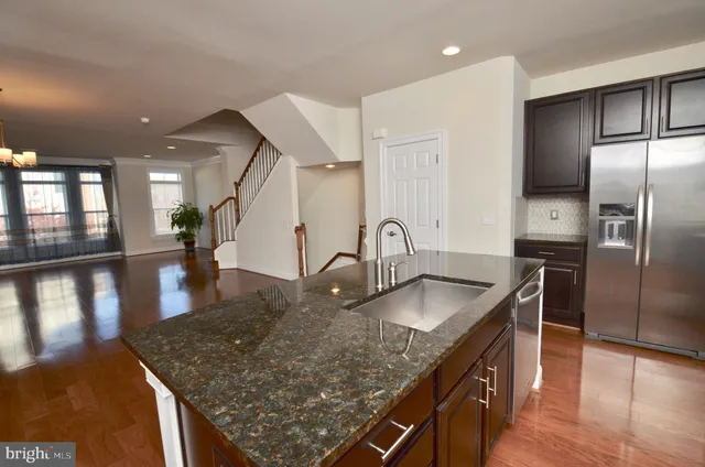 $3,900 | 3053 Waterloo Lane, Fairfax, VA 22031