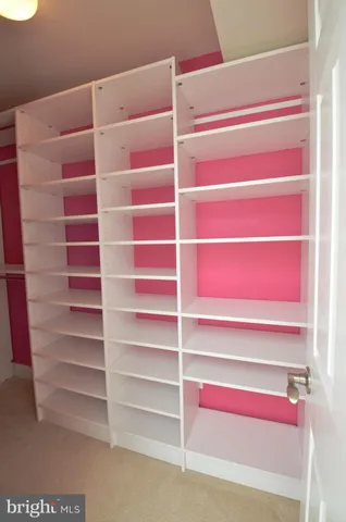 $3,900 | 3053 Waterloo Lane, Fairfax, VA 22031