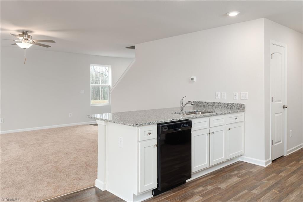 2106 Ram Road Greensboro, NC 27405 - Photo 12 of 25