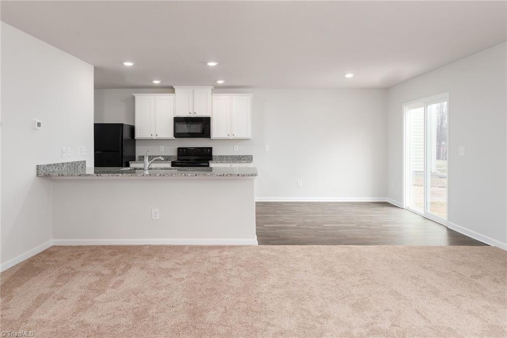 2106 Ram Road Greensboro, NC 27405 - Photo 7 of 25