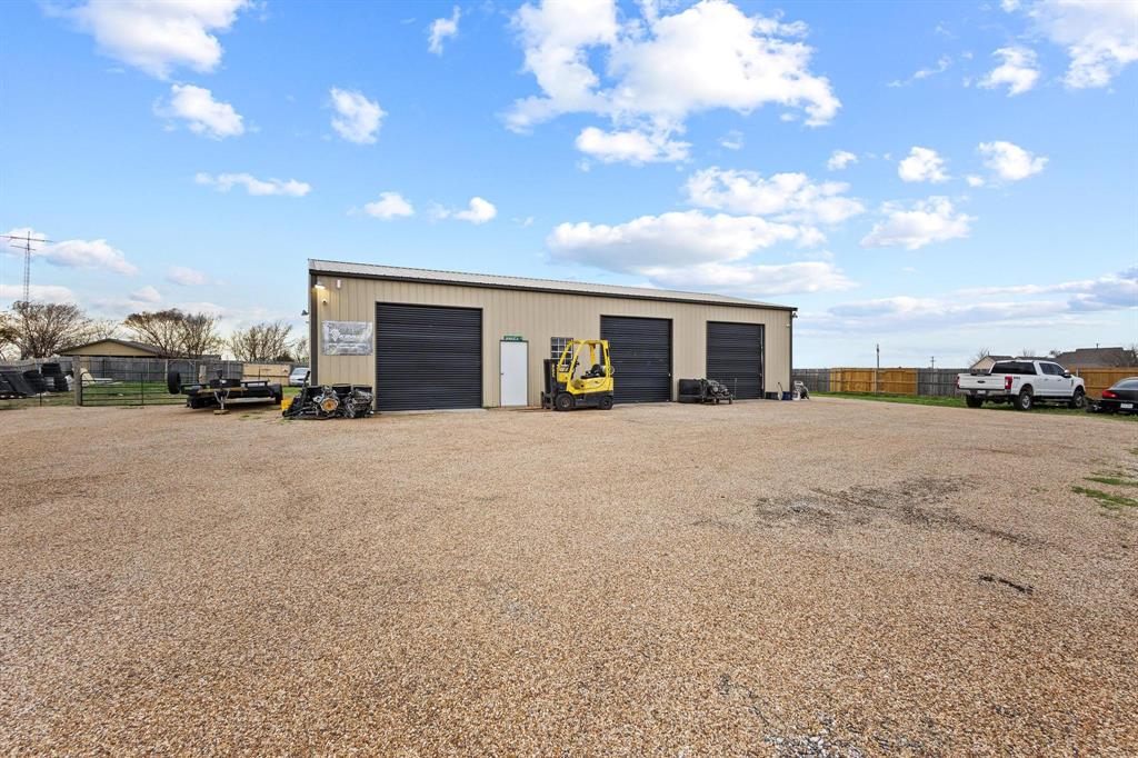 1517 Bennett Road Howe, TX 75459 - Photo 33 of 40 View of outdoor structure