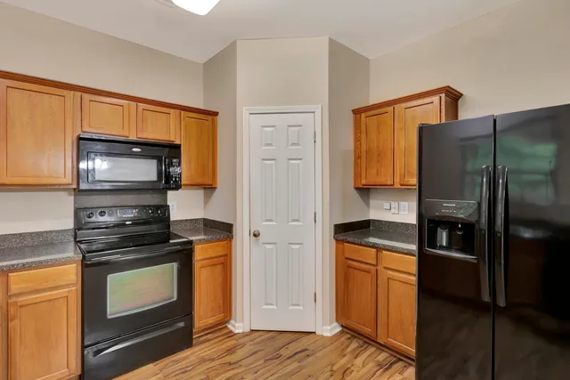 $1,750 | 232 South Lamplighter Lane, Summerville, SC 29486