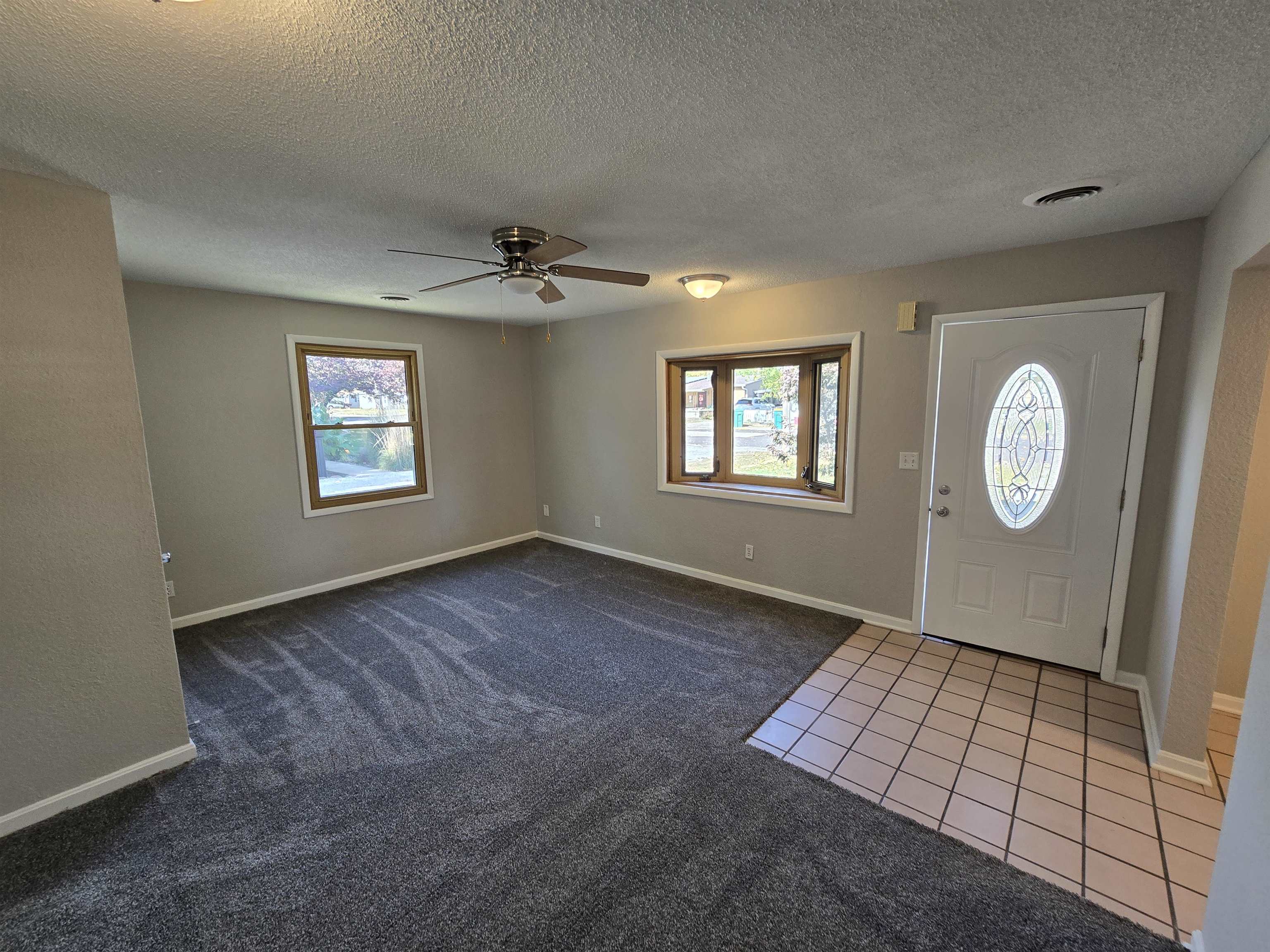 131 West Barsi Boulevard Macomb, IL 61455 - Photo 3 of 21