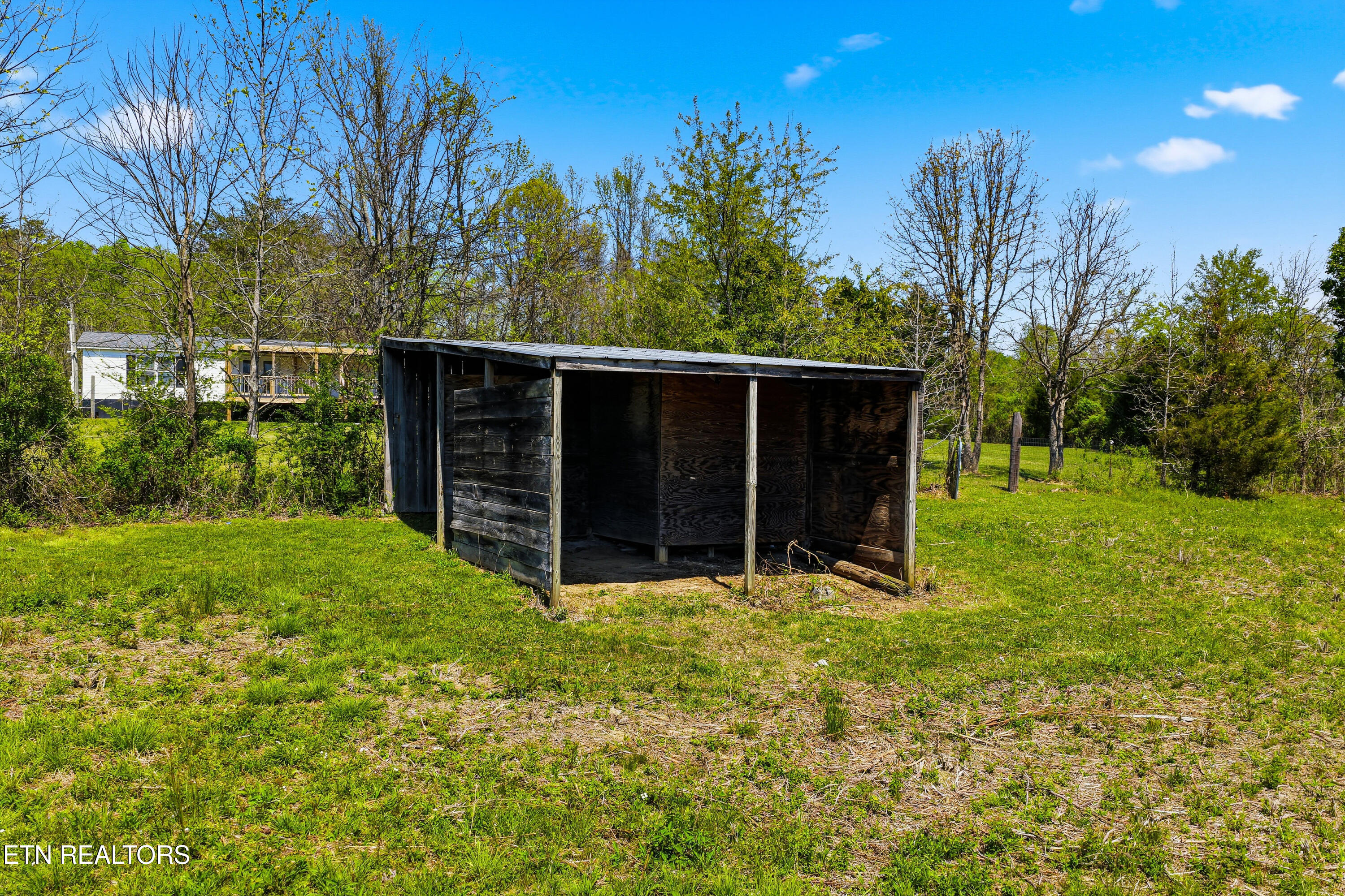 1044 Keener Road Seymour, TN 37865 - Photo 38 of 40 1044-keener-rd-58