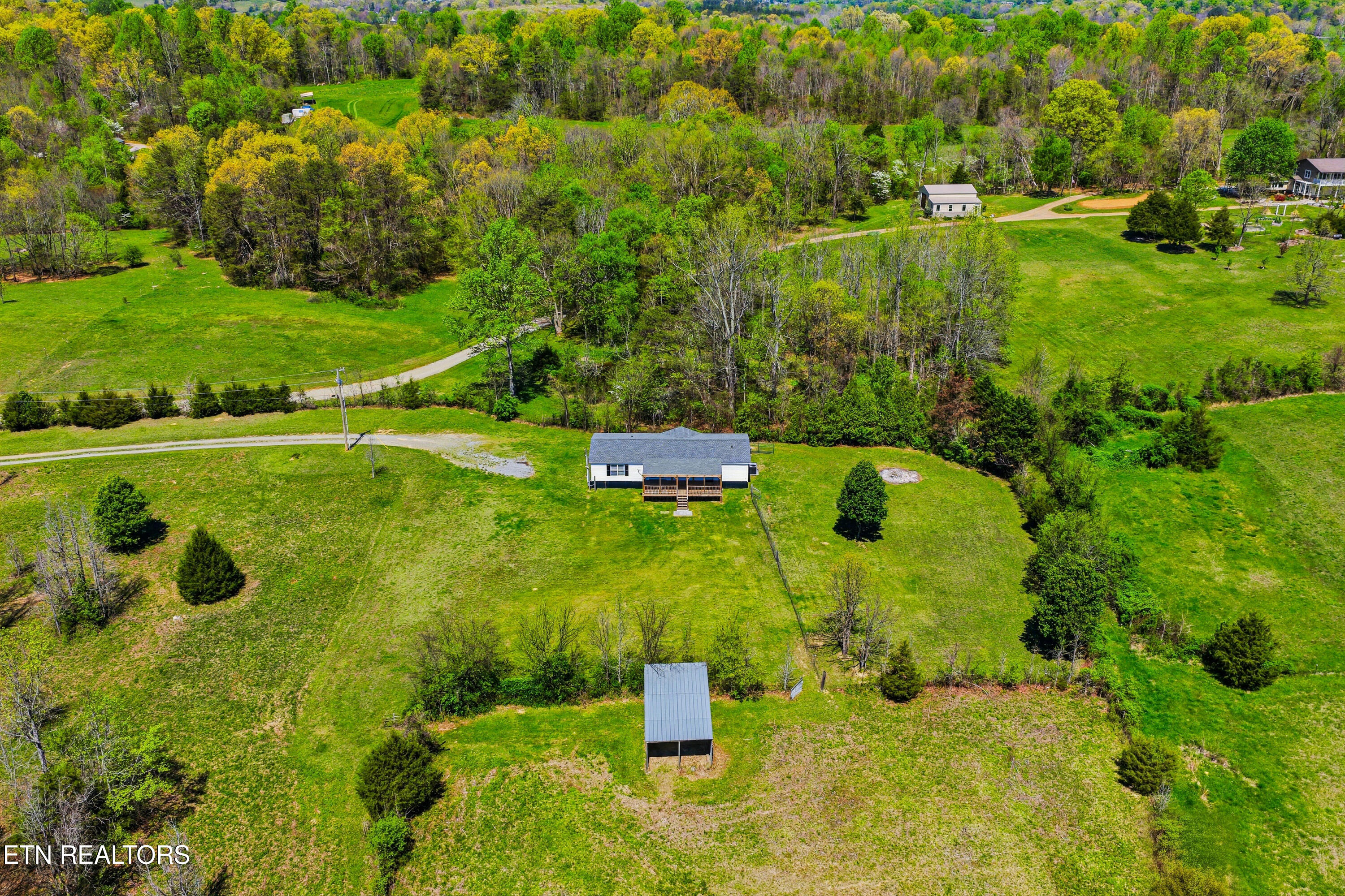 1044 Keener Road Seymour, TN 37865 - Photo 39 of 40 1044-keener-rd-46