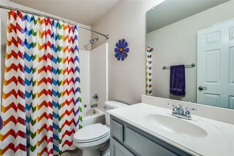 $624,900 | 159 Courtney Bay Lane, Argyle, TX 76226