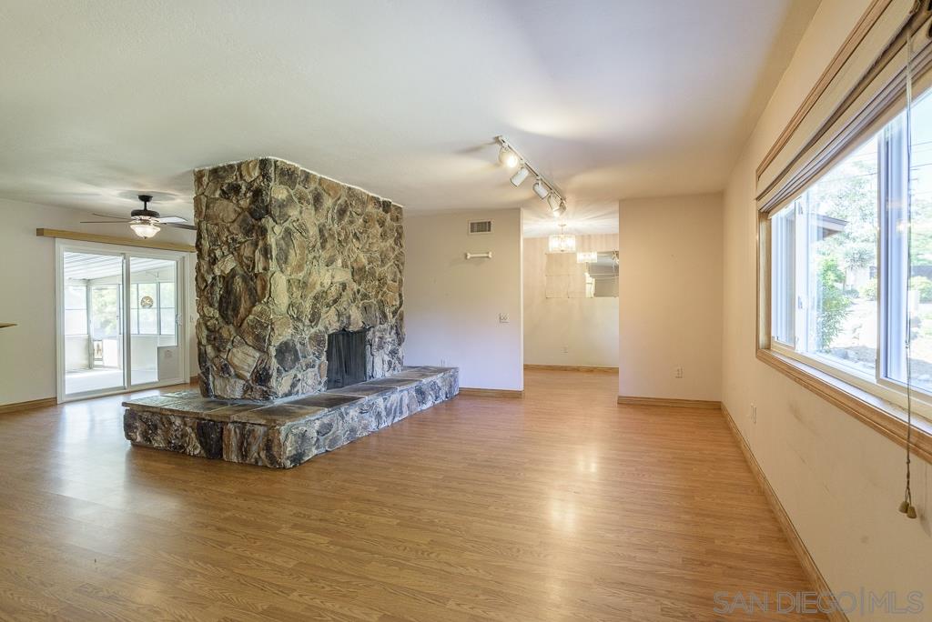 14856 Espola Road Poway, CA 92064 - Photo 3 of 25