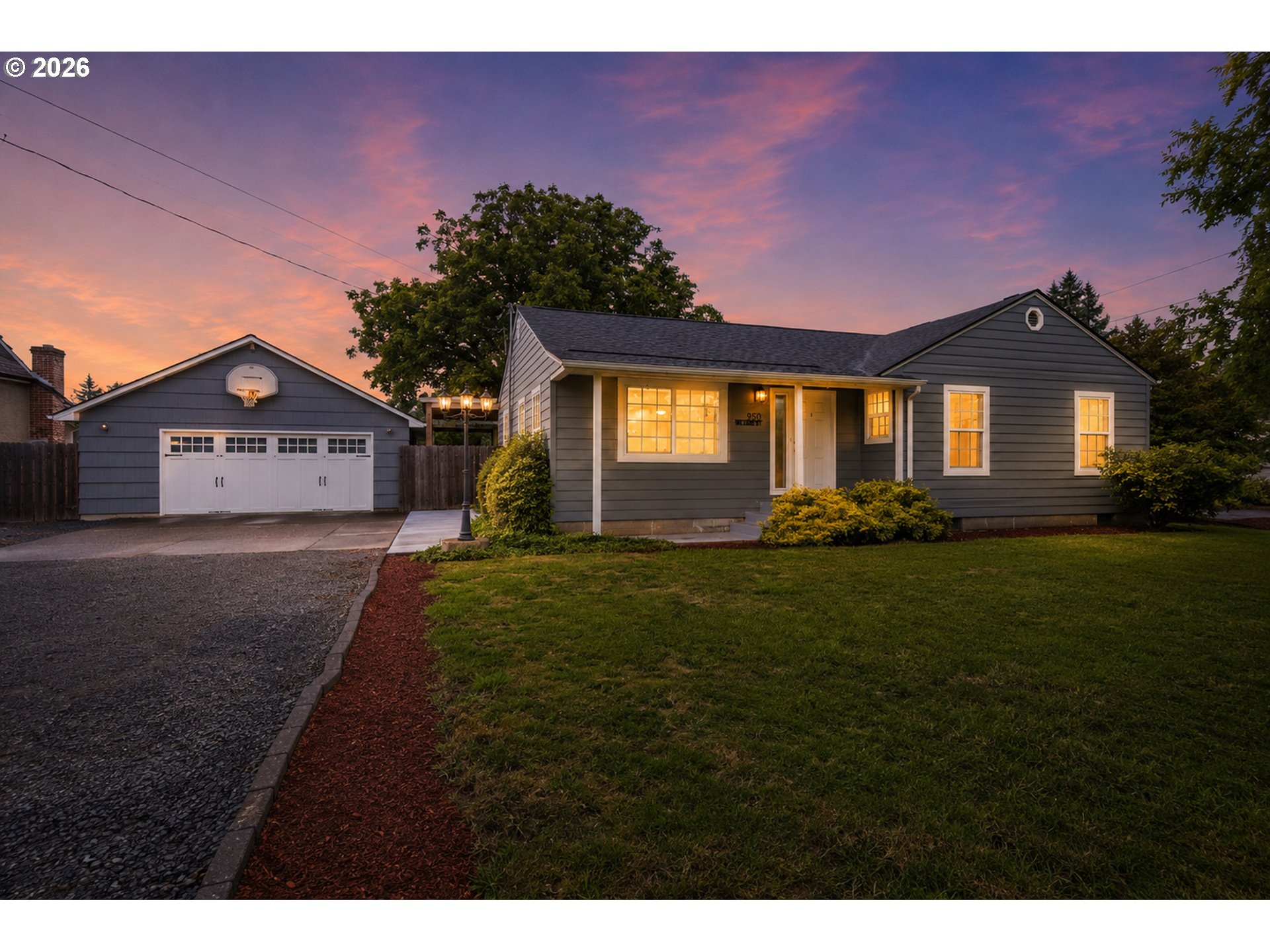 950 Williams Street Eugene, OR 97402 - Photo 1 of 34