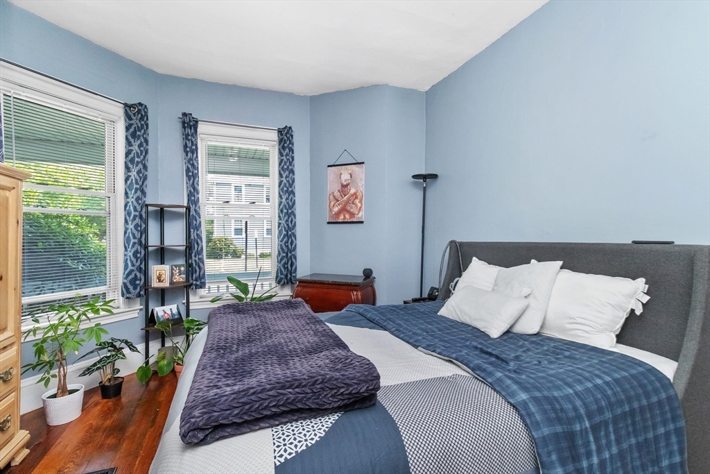 126 Butler Road Quincy, MA 02169 - Photo 11 of 32