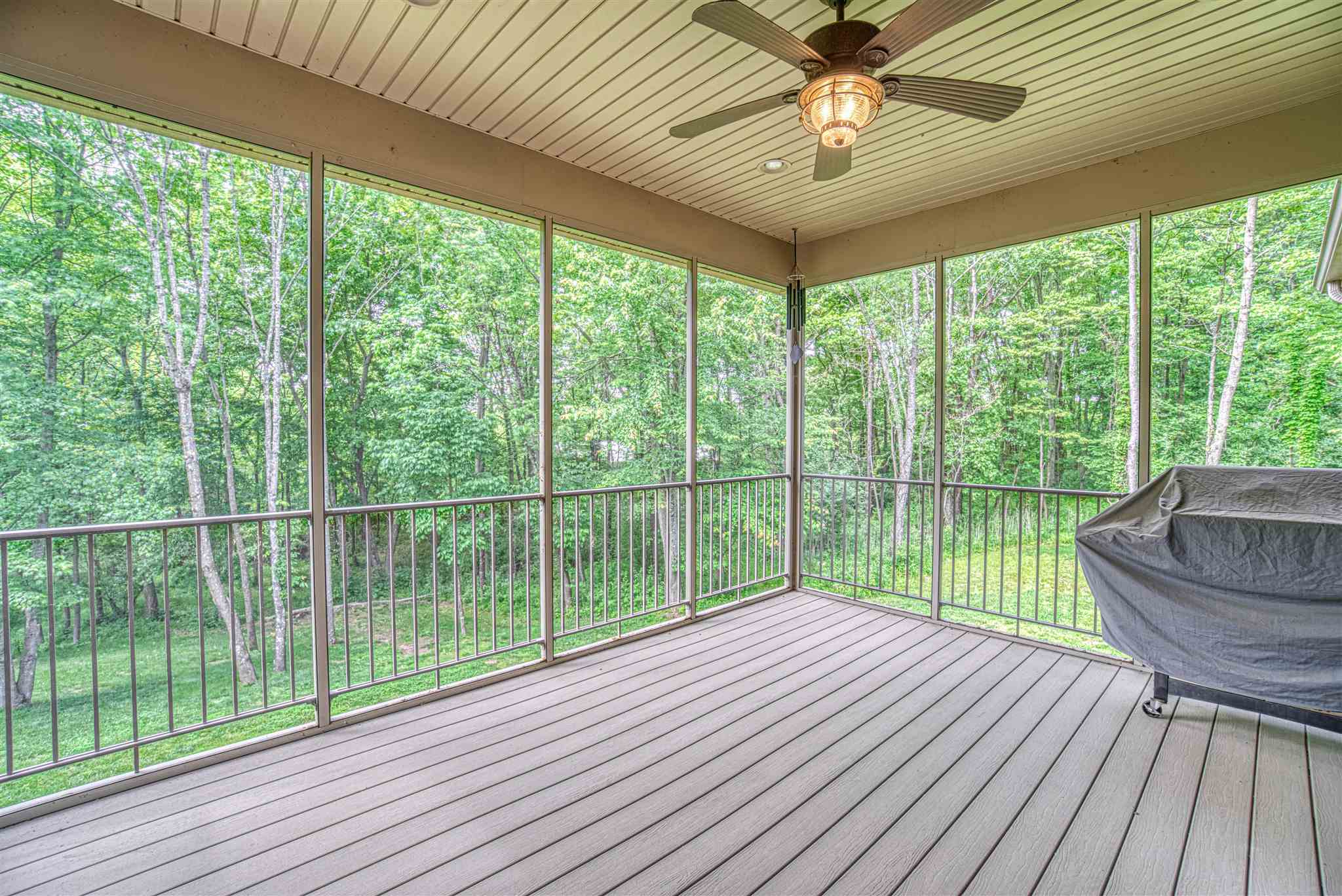 20050 Barton Road Haubstadt, IN 47639 - Photo 19 of 36 Gallery Image 19