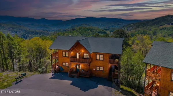 $2,199,000 | 782 Park Vista Way, Gatlinburg, TN 37738