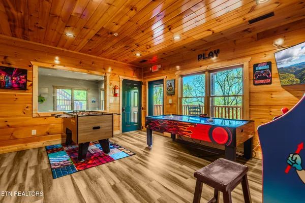 $2,199,000 | 782 Park Vista Way, Gatlinburg, TN 37738