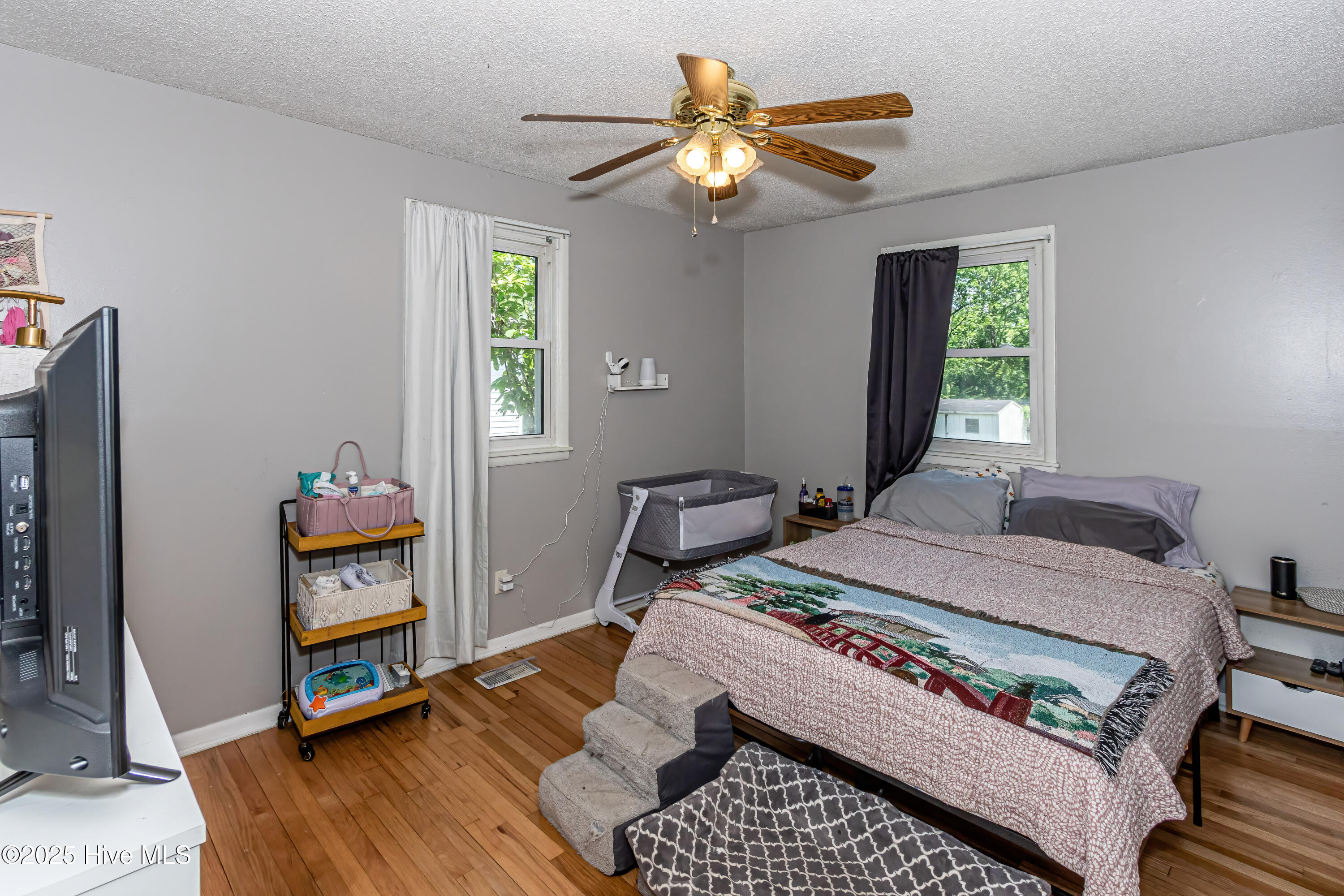 602 Aztee Road Jacksonville, NC 28540 - Photo 25 of 61 Bedroom 2