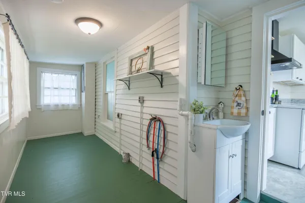 $349,900 | 3 Jennings Lane, Greeneville, TN 37743