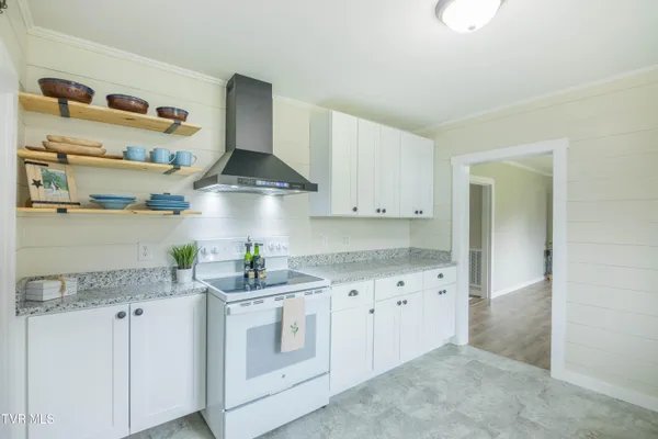 $349,900 | 3 Jennings Lane, Greeneville, TN 37743