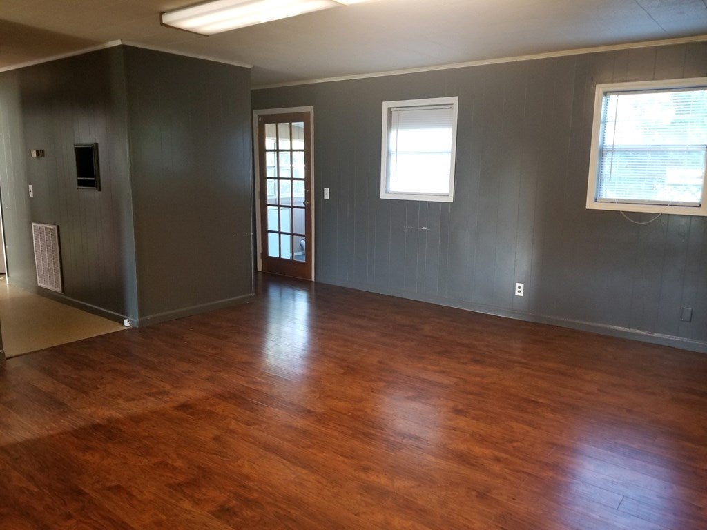 810 Homer James Road Lenox, GA 31637 - Photo 4 of 10 Gallery Image 4