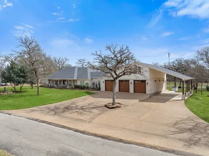 $575,000 | 56 Sammy Snead Drive, Hilltop Lakes, TX 77871