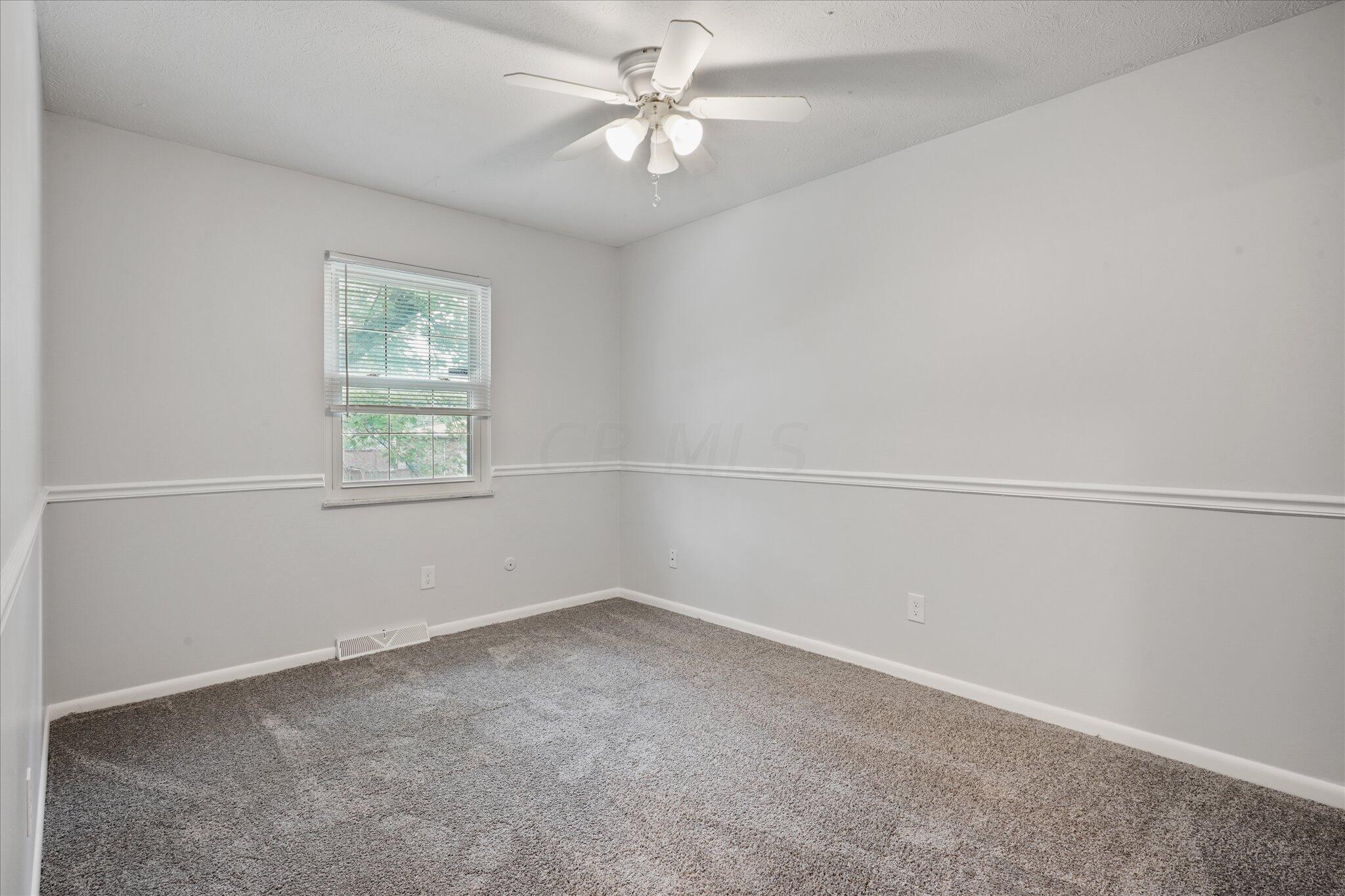 209 Dunbarton Road Columbus, OH 43230 - Photo 16 of 37 Gallery Image 16