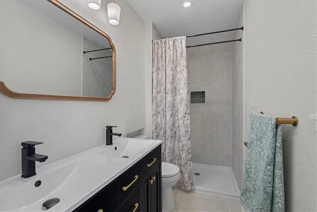 $250,000 | 13 Oak Crest Drive, Linn Valley, KS 66040