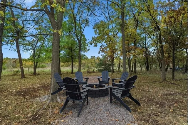 $250,000 | 13 Oak Crest Drive, Linn Valley, KS 66040