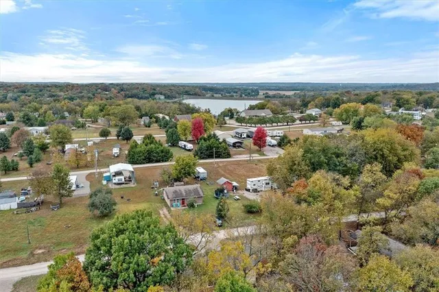 $250,000 | 13 Oak Crest Drive, Linn Valley, KS 66040