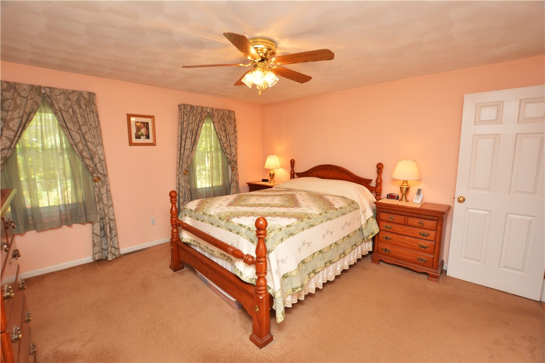 157 Lonsdale Farm Road Cumberland, RI 02864 - Photo 19 of 28 Gallery Image 19