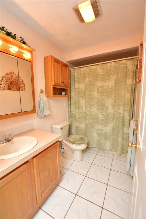 157 Lonsdale Farm Road Cumberland, RI 02864 - Photo 21 of 28 Gallery Image 21