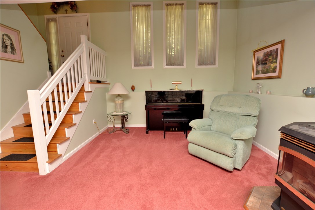 157 Lonsdale Farm Road Cumberland, RI 02864 - Photo 26 of 28 Gallery Image 26