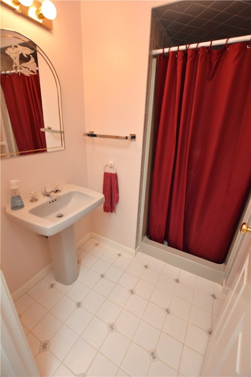 157 Lonsdale Farm Road Cumberland, RI 02864 - Photo 27 of 28 Gallery Image 27