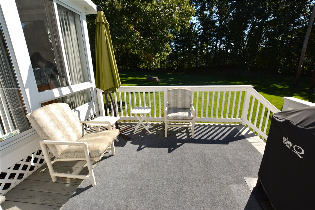 157 Lonsdale Farm Road Cumberland, RI 02864 - Photo 6 of 28 Gallery Image 6