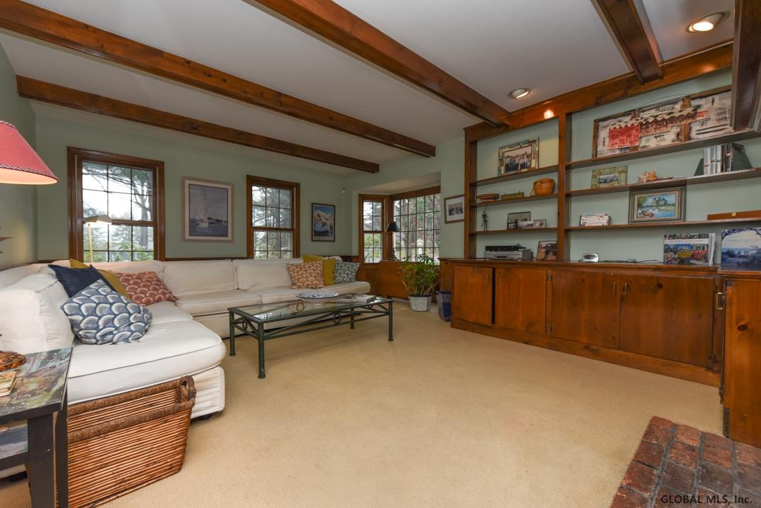 30 Ruxton Road Bethlehem, NY 12054 - Photo 17 of 49 Photo 18