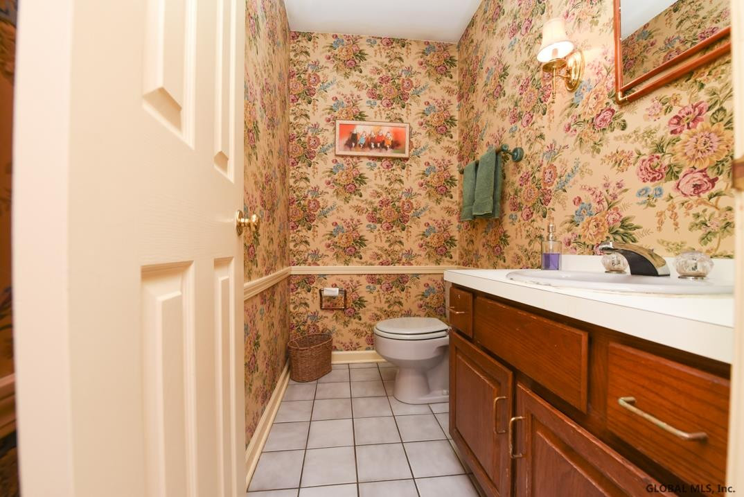 30 Ruxton Road Bethlehem, NY 12054 - Photo 30 of 49 Photo 31