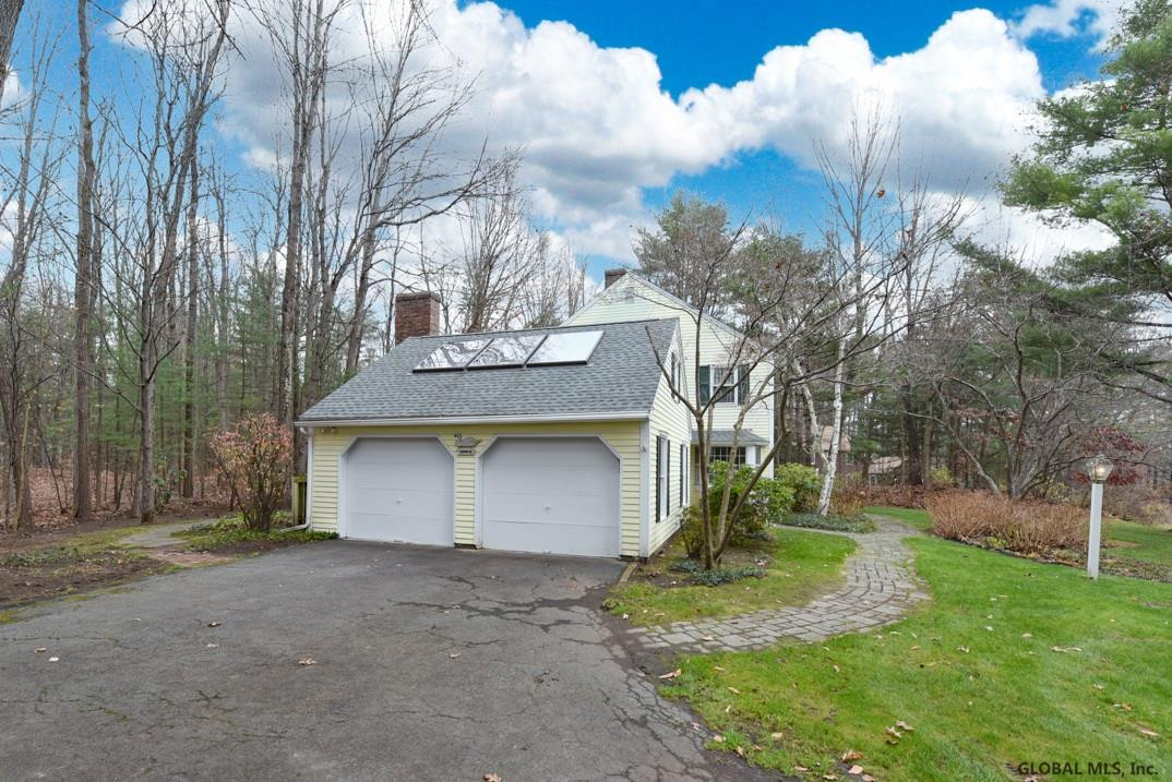 30 Ruxton Road Bethlehem, NY 12054 - Photo 43 of 49 Photo 44