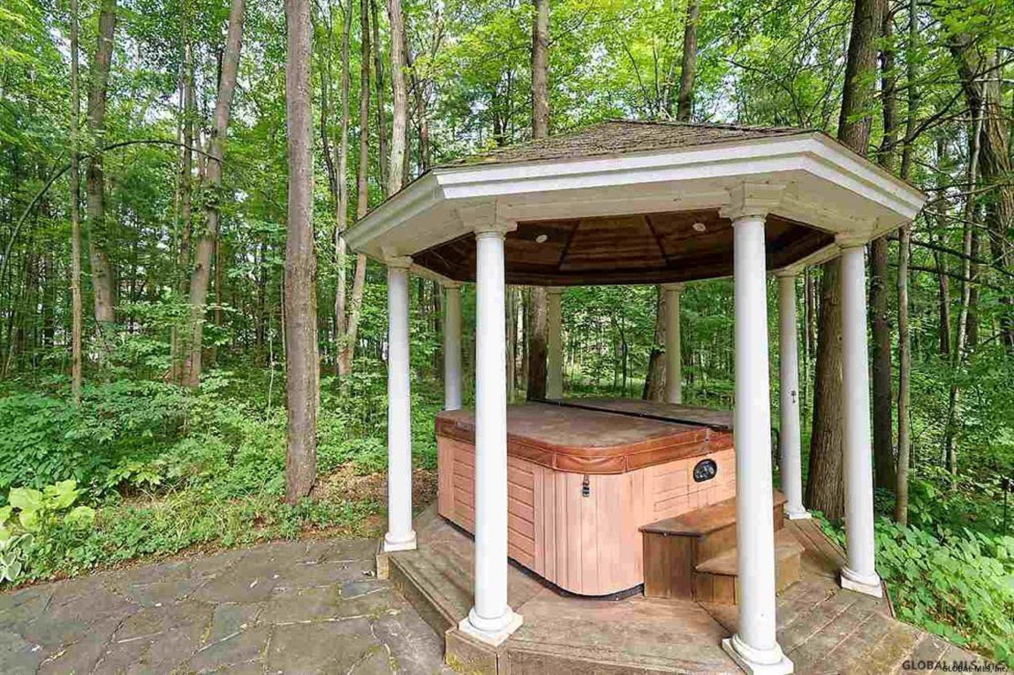30 Ruxton Road Bethlehem, NY 12054 - Photo 48 of 49 Photo 49