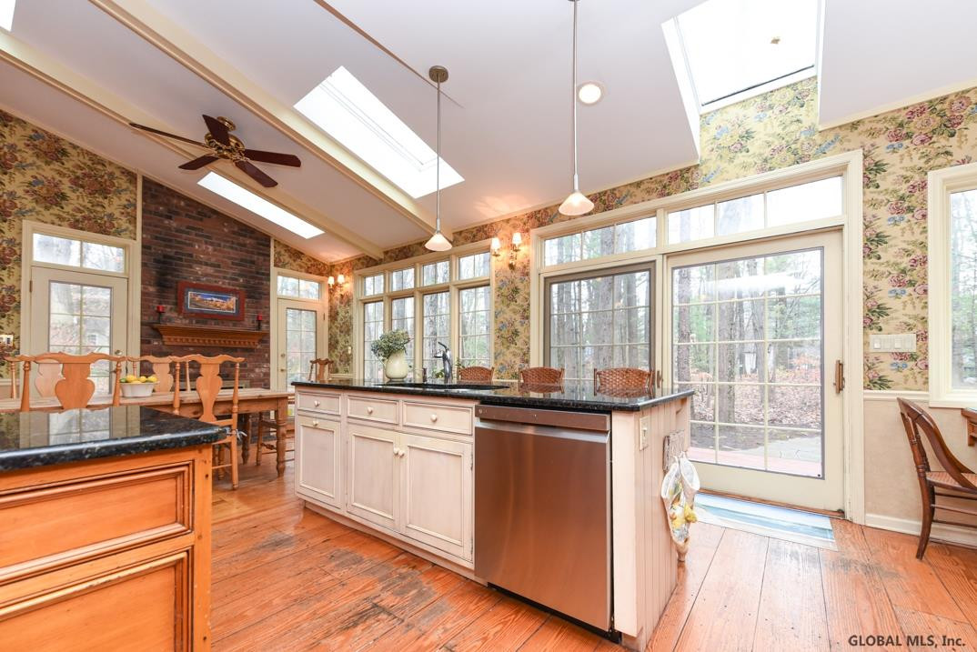 30 Ruxton Road Bethlehem, NY 12054 - Photo 9 of 49 Photo 9