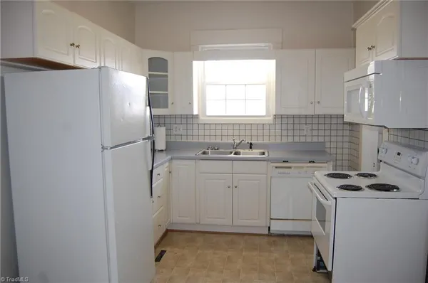 $2,100 | 819 Watson Avenue, Winston-Salem, NC 27103