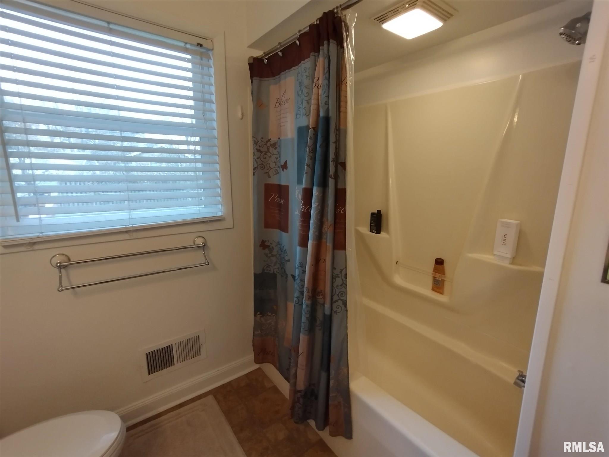 18 Radcliff Road Springfield, IL 62703 - Photo 22 of 42