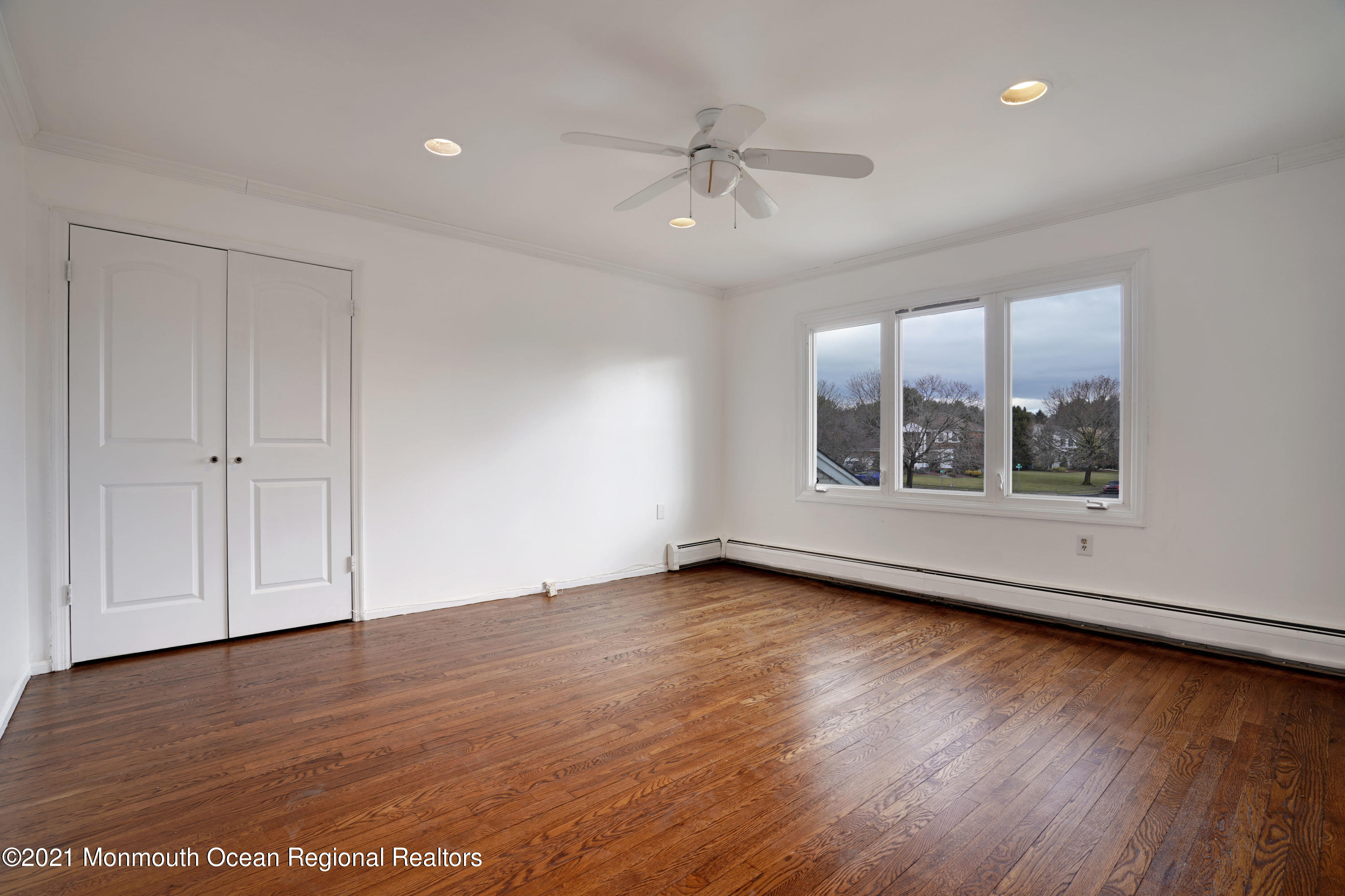 12 Nancy Road Marlboro, NJ 07746 - Photo 28 of 56 040_dsc02858-dsc02862