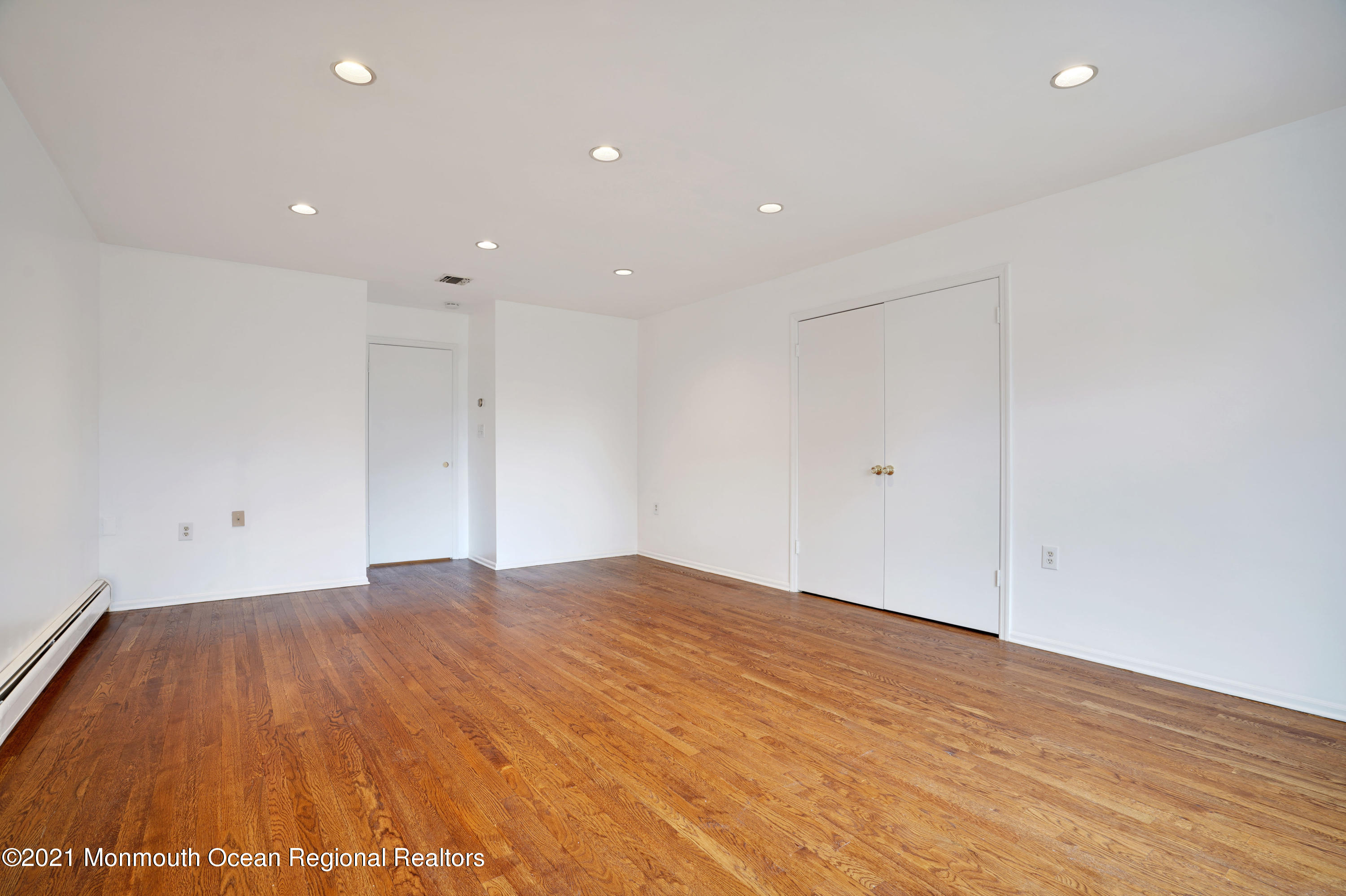 12 Nancy Road Marlboro, NJ 07746 - Photo 31 of 56 044_dsc02883-dsc02887
