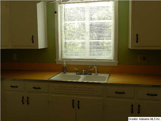 713 Martinwood Road Birmingham, AL 35235 - Photo 11 of 30