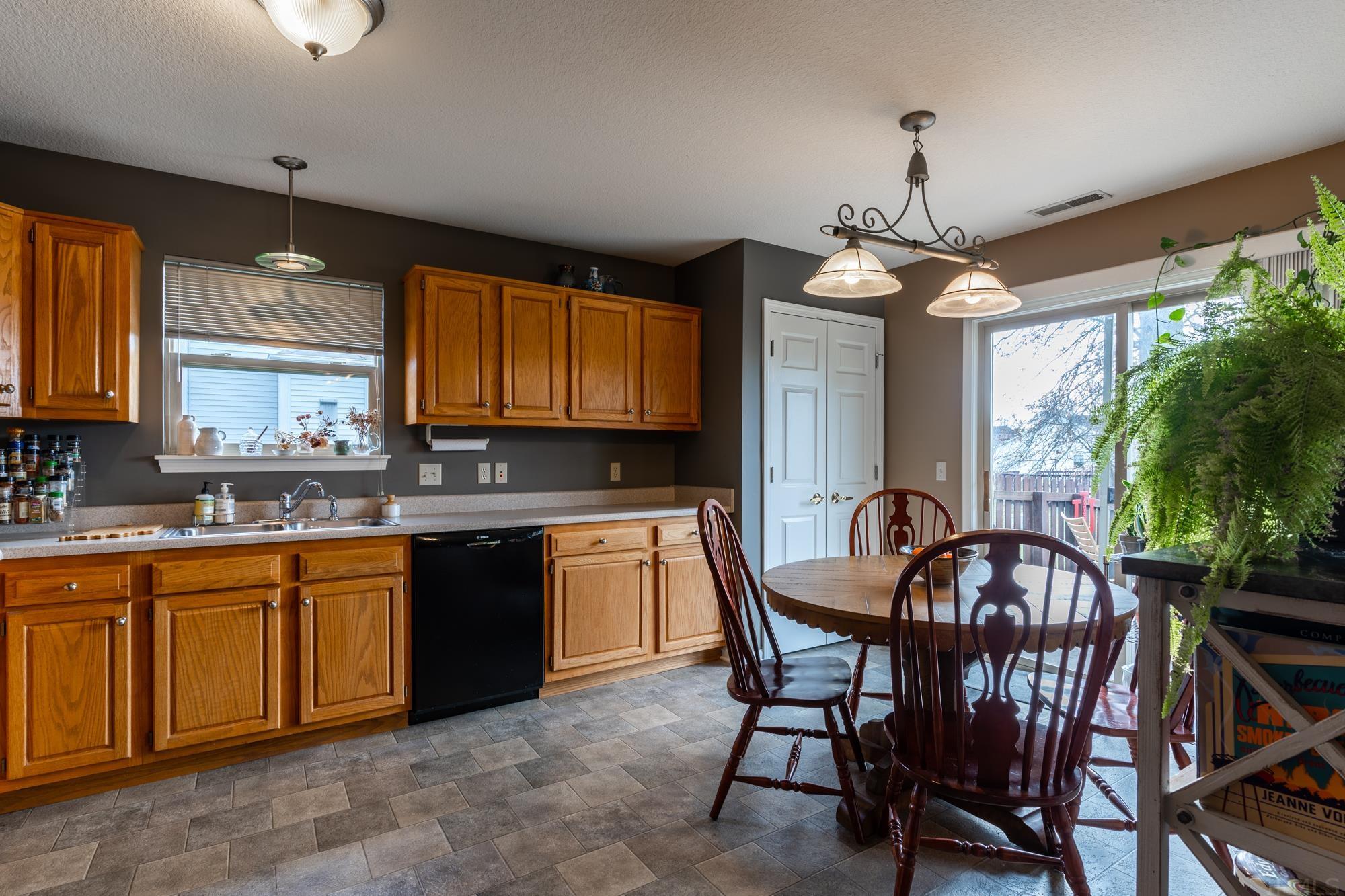 1409 Holly Ridge Run Fort Wayne, IN 46845 - Photo 23 of 29 Gallery Image 23