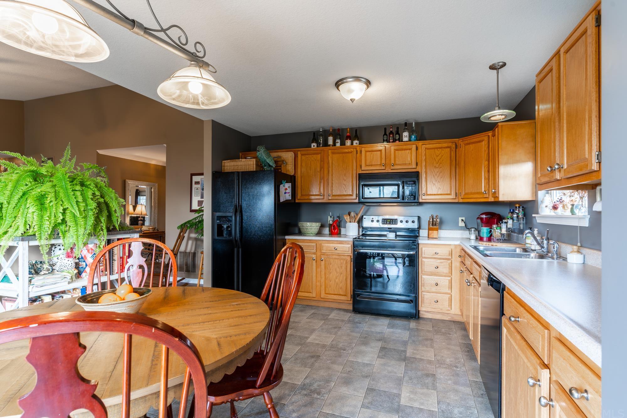 1409 Holly Ridge Run Fort Wayne, IN 46845 - Photo 24 of 29 Gallery Image 24